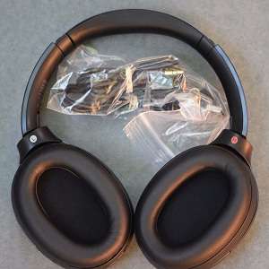 Sony 1000X Headband Headphones Black deals in America